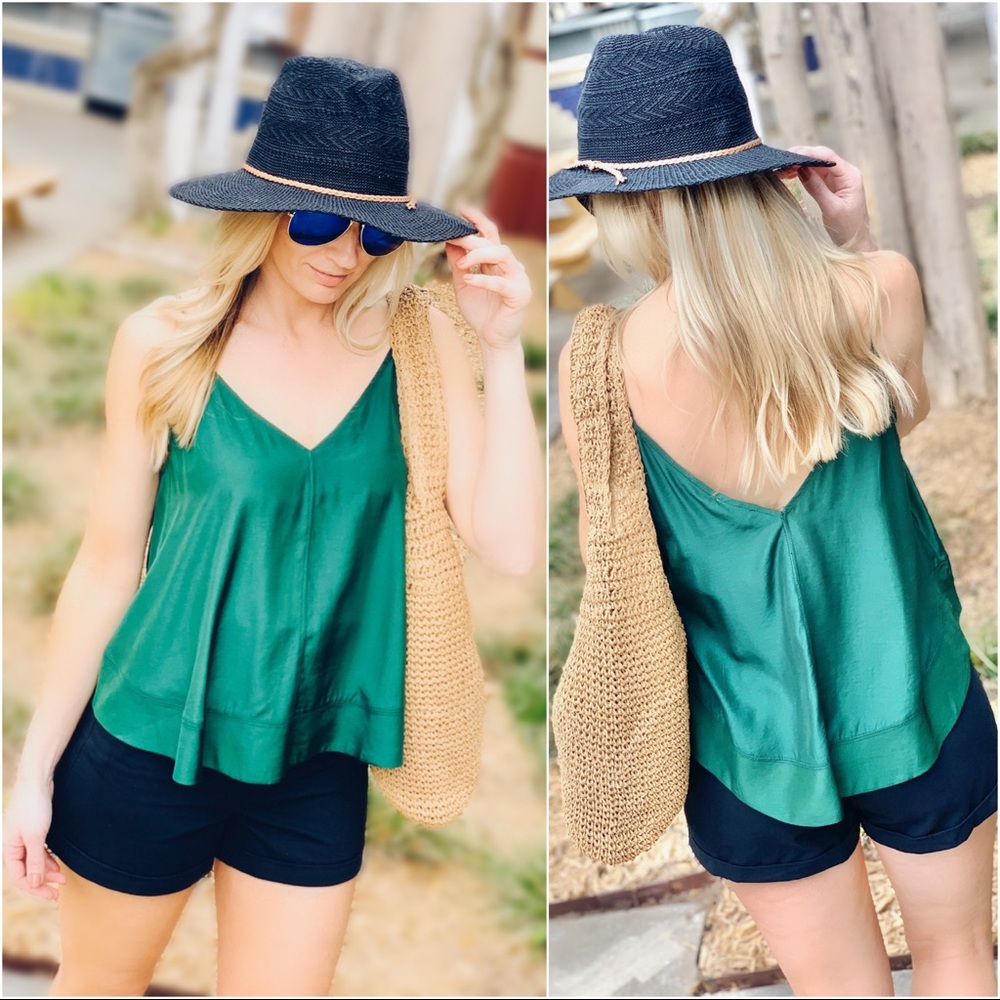 SO SIMPLE CAMI-HUNTER GREEN - Picture 4 of 4